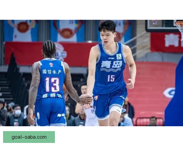 开拓者官方宣布召回杨瀚森晒全队合影告别赛季小杨缺席引发关注热