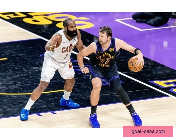 詹姆斯创NBA新纪录 东契奇42分助力刷新队史第一人