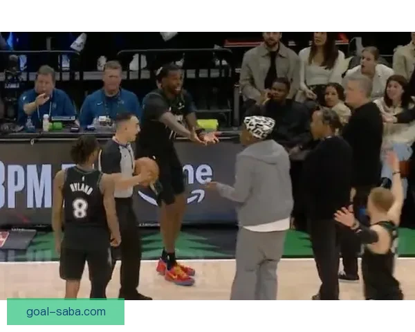 NBA官方重罚里德五万美元因质疑火箭比赛裁判判罚公正性引发争议